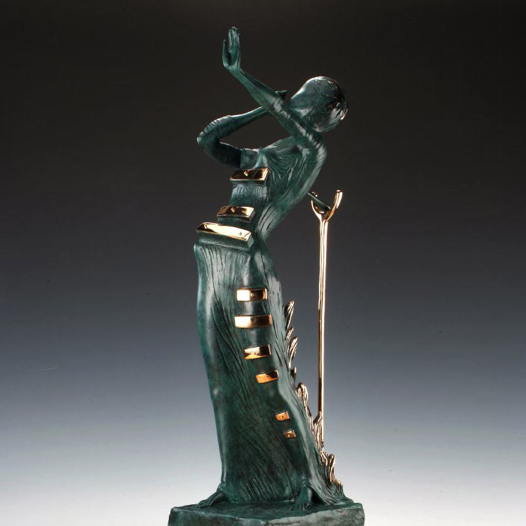 Picture of a bonze sculpture in edition by Salvador Dali, artist represented at Galerie Montmartre, Paris, France