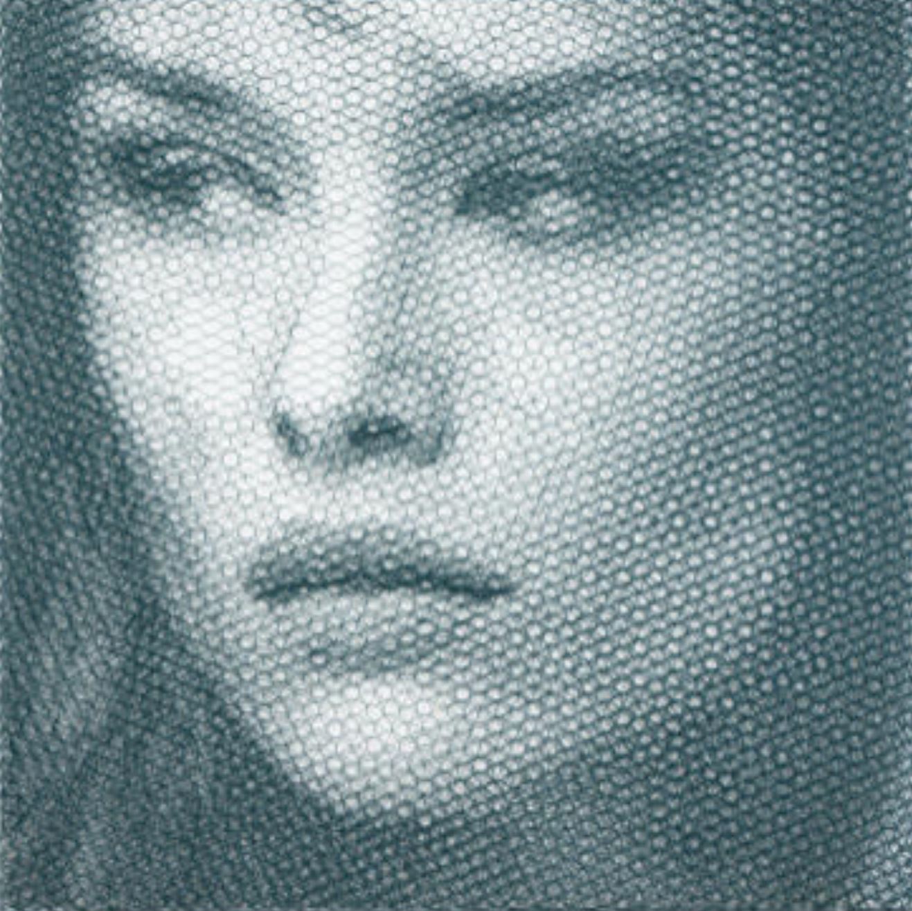 Photo of Tracy, artwork by Giorgio Tentolini
