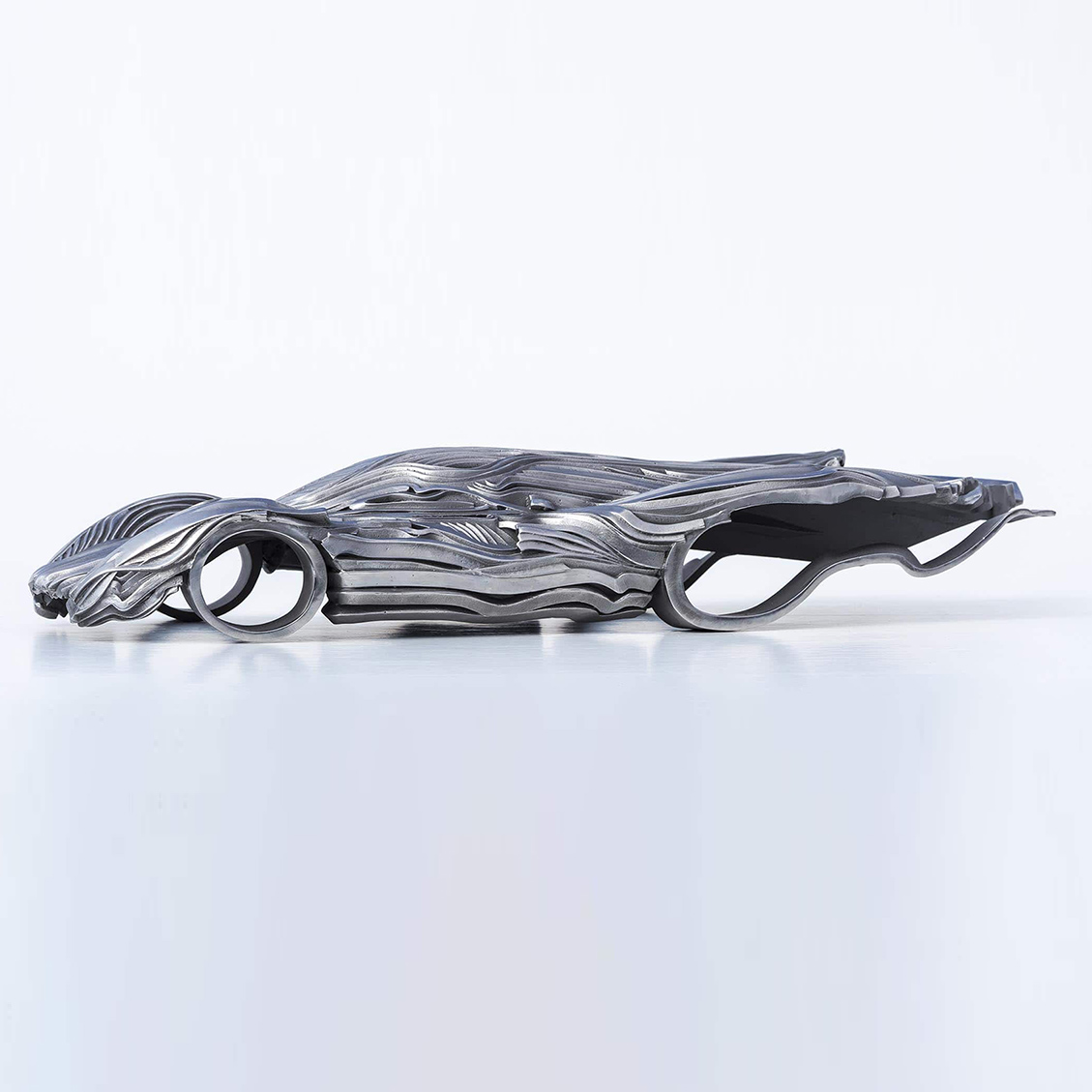 Photo of Glimmer, stainless steel sculpture by Gil Bruvel